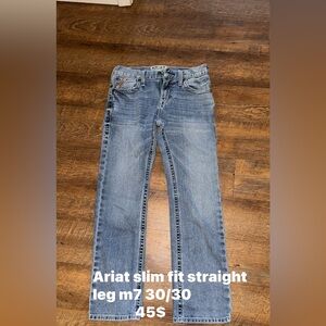 Ariat slim fit straight leg m7 30/30
